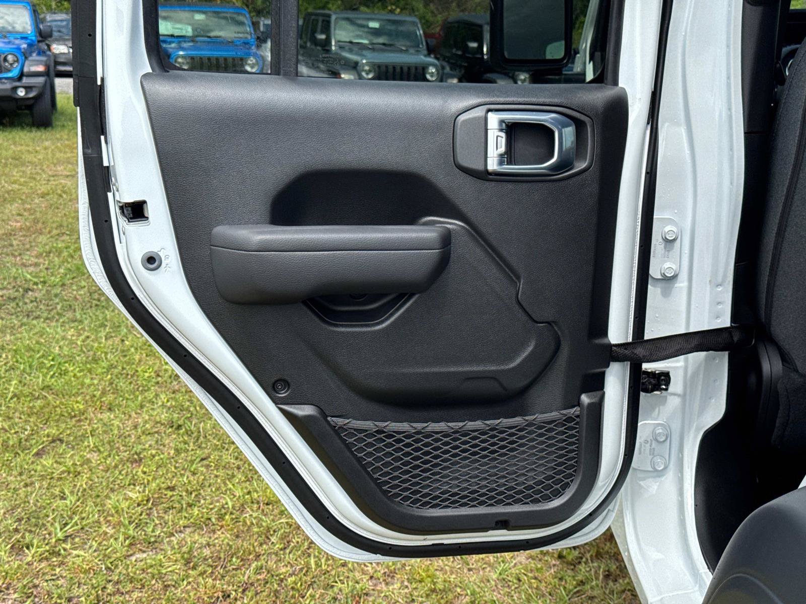 New 2026 Jeep Wrangler Unlimited Sport AWD/4WD image 11