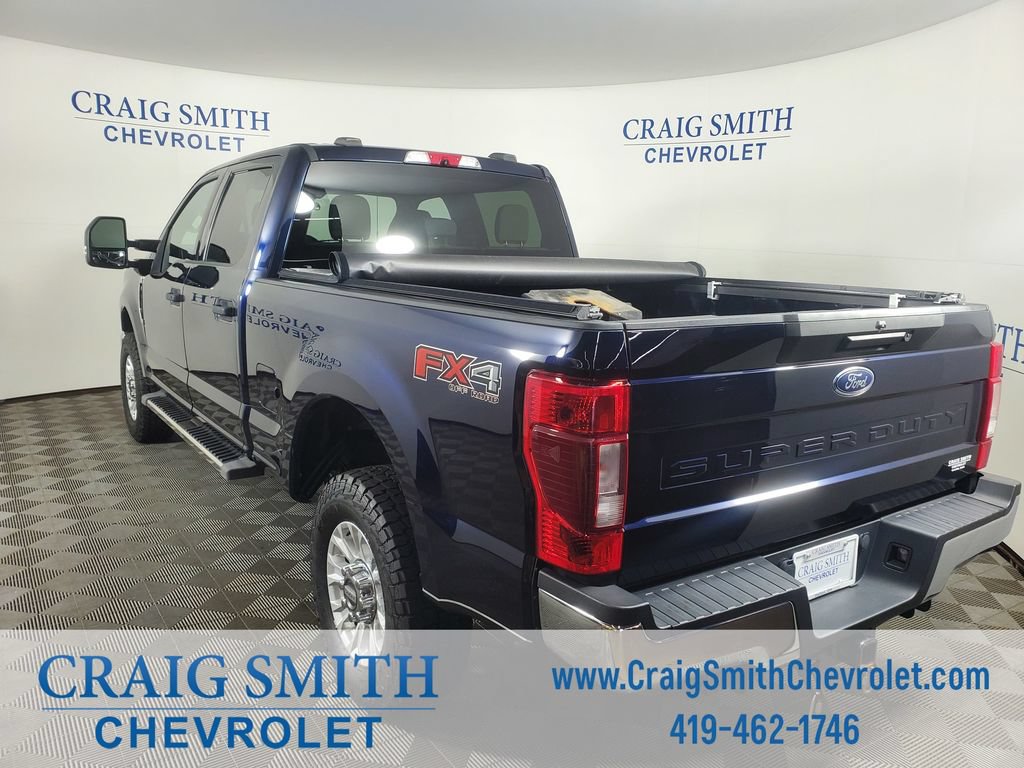 Used 2022 Ford F350 XLT w/ FX4 Off-Road Package AWD/4WD image 3