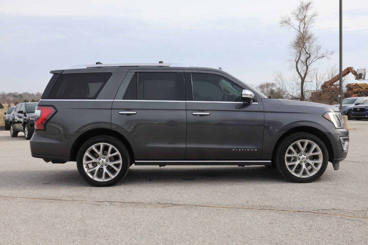 Used 2019 Ford Expedition Platinum image 7