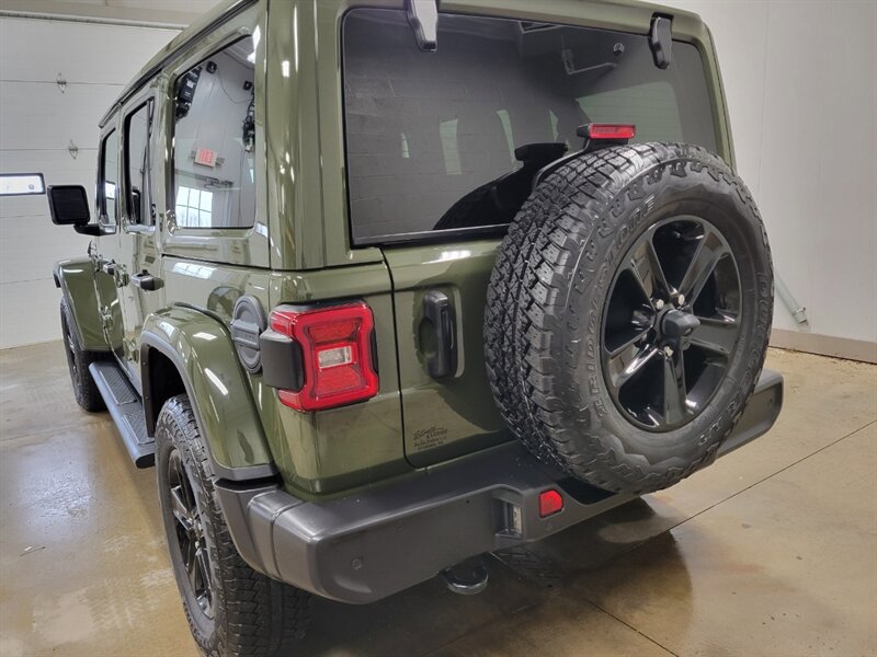 Used 2023 Jeep Wrangler Unlimited Sahara AWD/4WD image 6