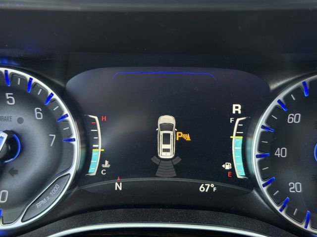 Used 2024 Chrysler Pacifica Limited image 8