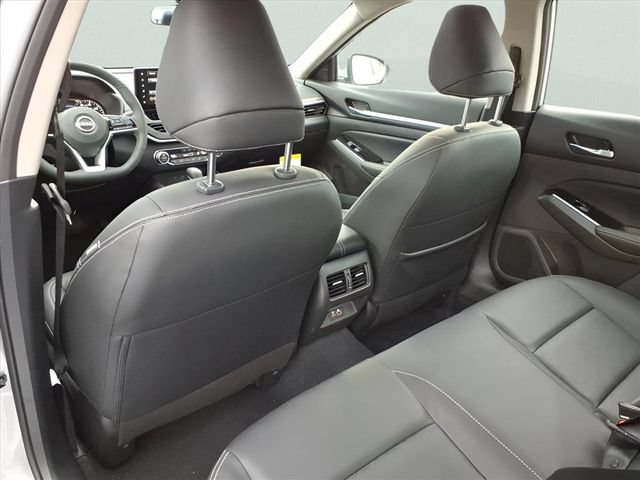 New 2025 Nissan Altima 2.5 SL FWD image 14