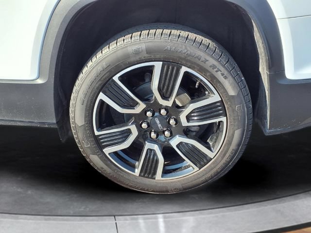 Certified 2021 GMC Acadia SLT w/ Elevation Edition FWD image 19