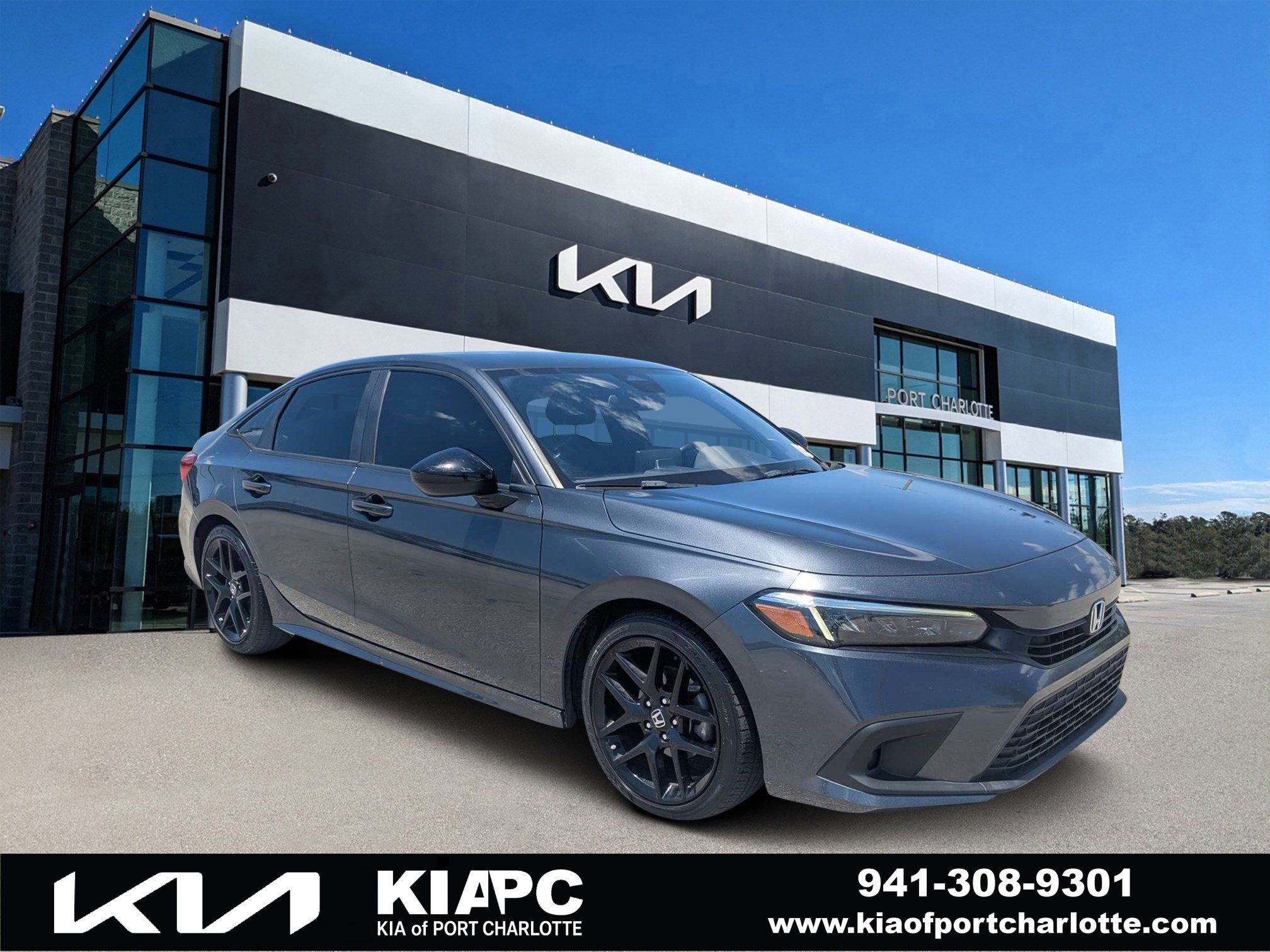 Used 2022 Honda Civic Sport image 1