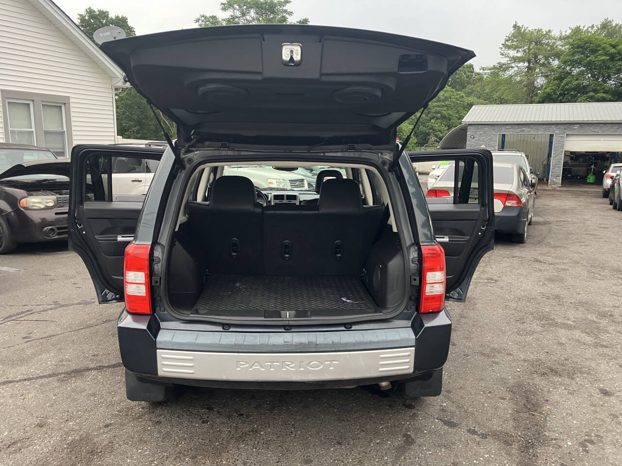 Used 2008 Jeep Patriot Limited AWD/4WD image 32