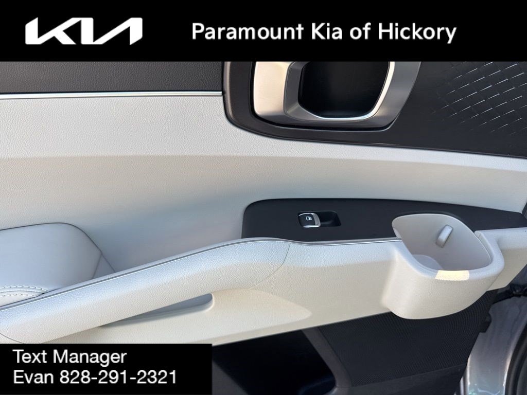 Used 2022 Kia Sorento S image 15