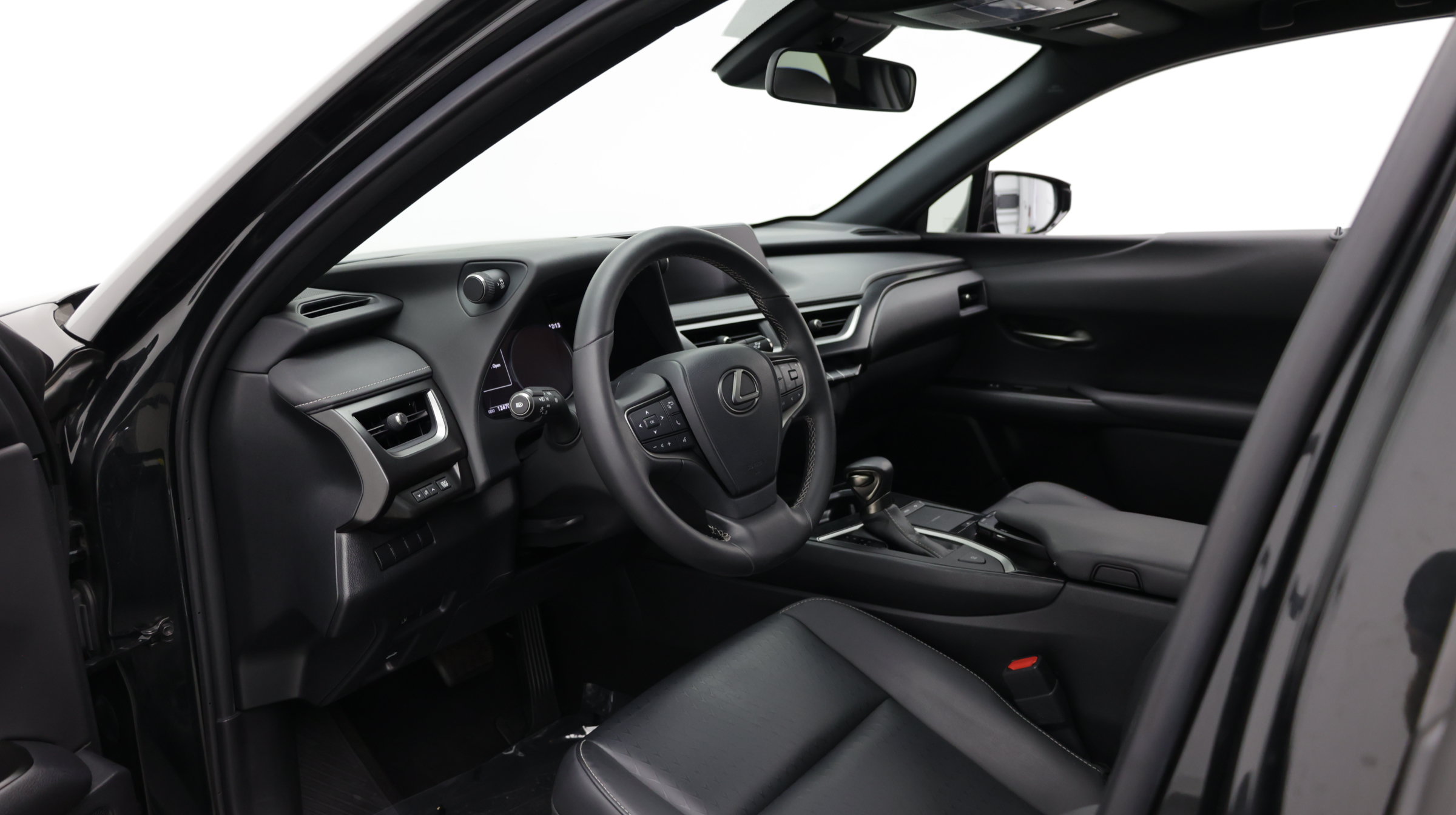 Used 2021 Lexus UX 200 w/ Accessory Package (Z2) FWD image 19