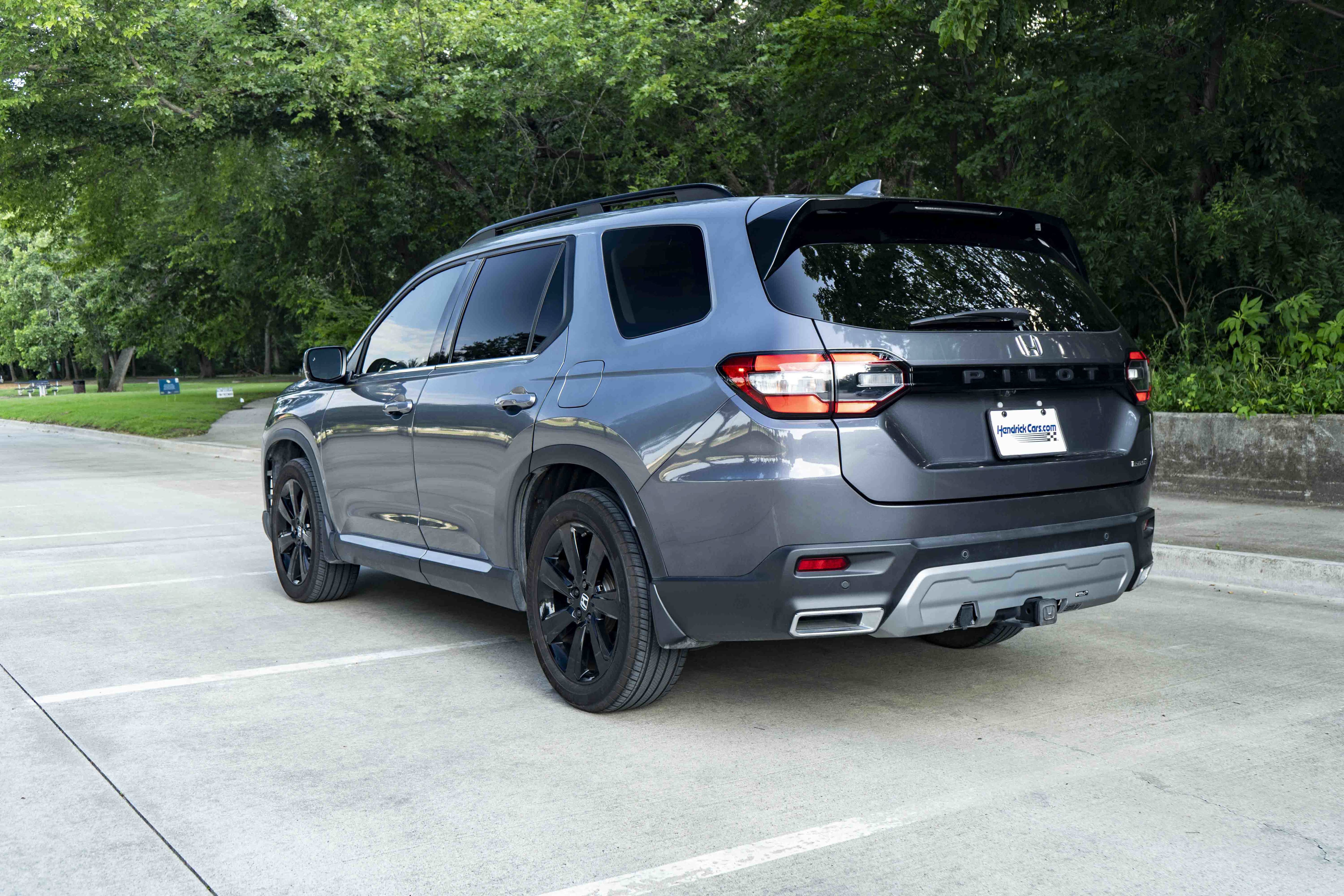 Used 2025 Honda Pilot Touring image 7