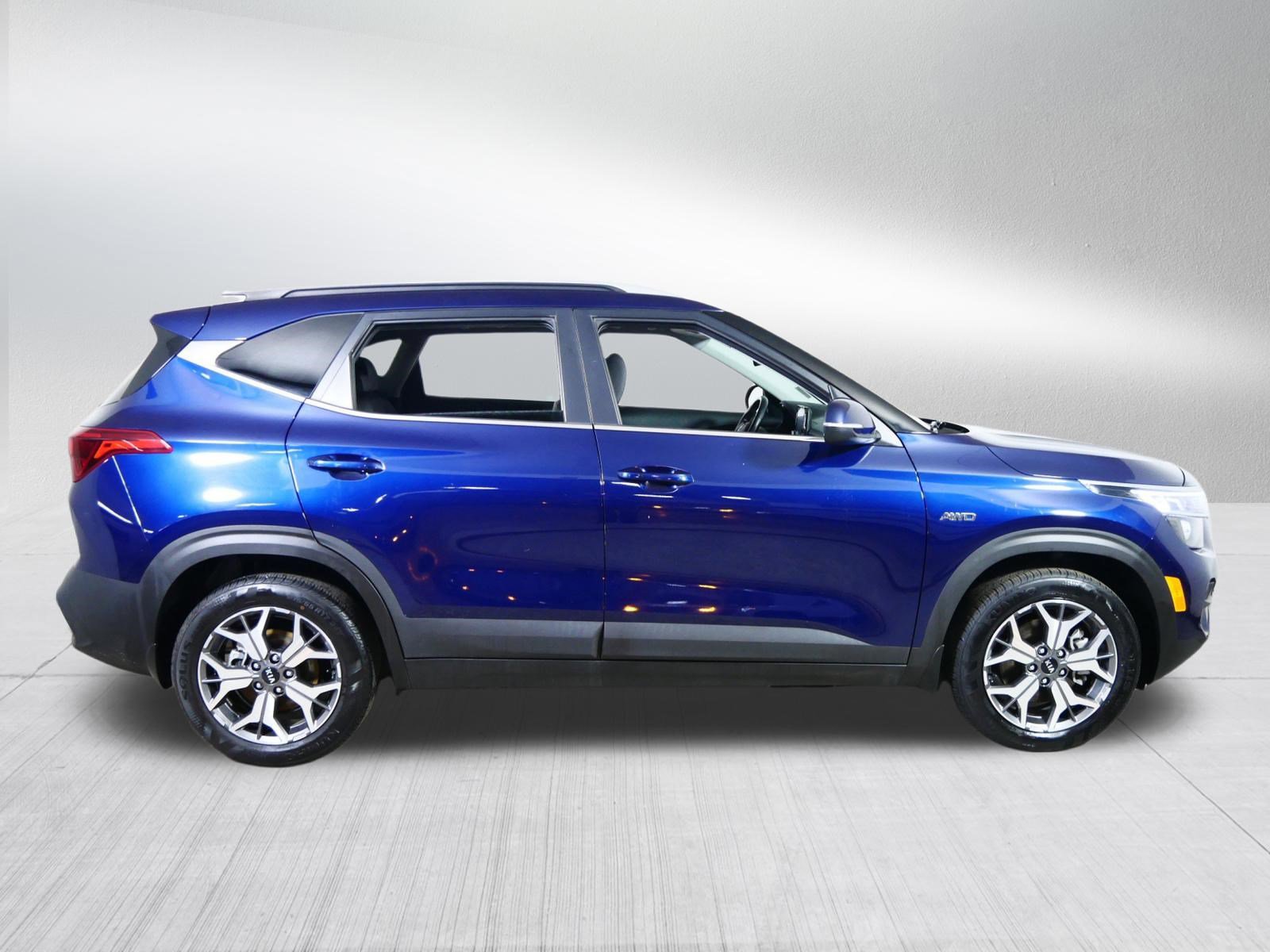 Used 2021 Kia Seltos EX image 8