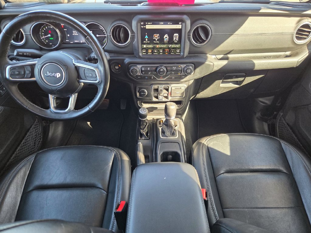 Used 2023 Jeep Wrangler Unlimited Sahara w/ Cold Weather Group AWD/4WD image 12