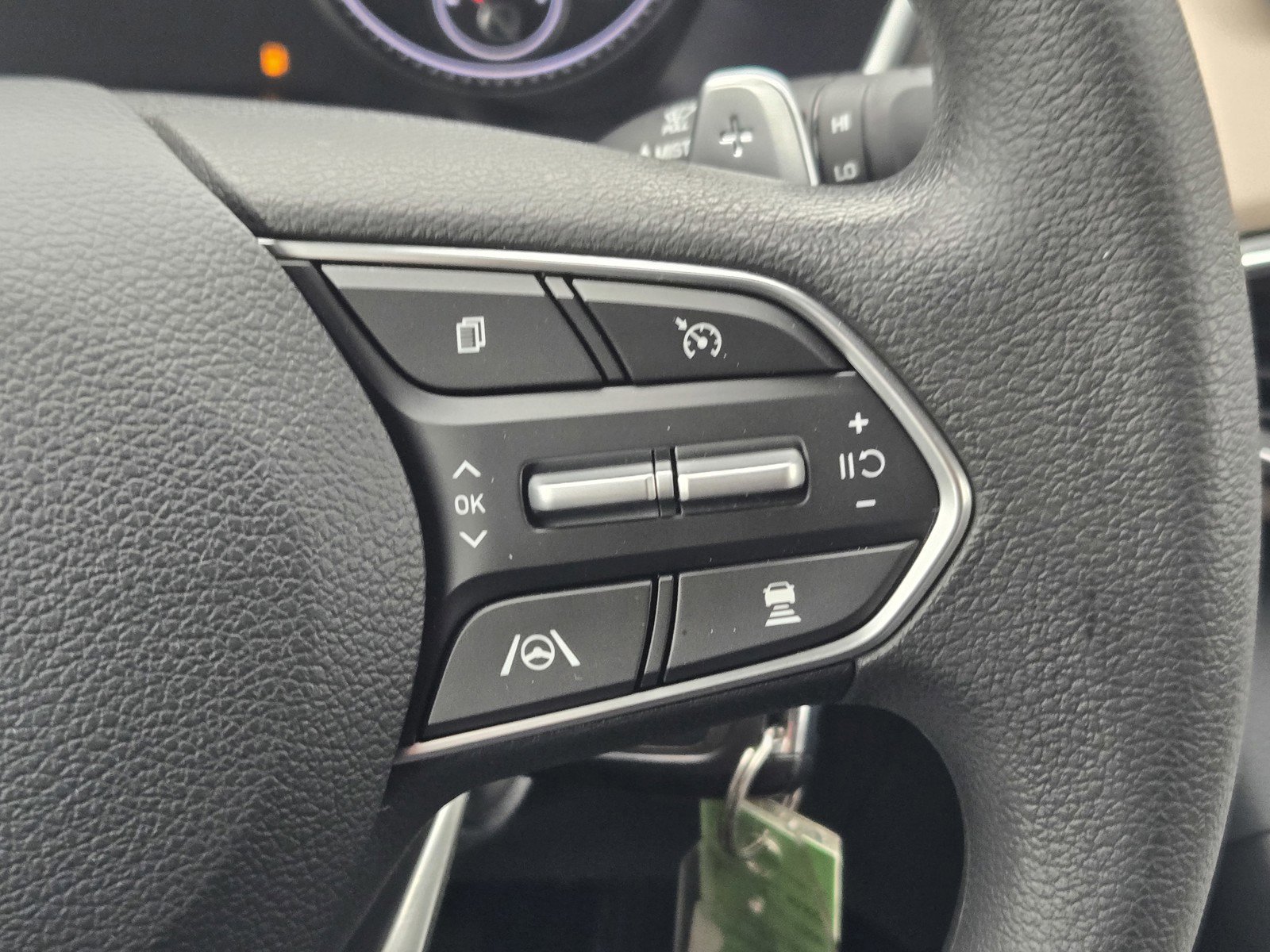 Certified 2023 Hyundai Santa Fe SE image 24