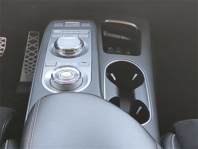 Used 2022 Genesis GV70 3.5T Sport w/ Sport Prestige Package image 18