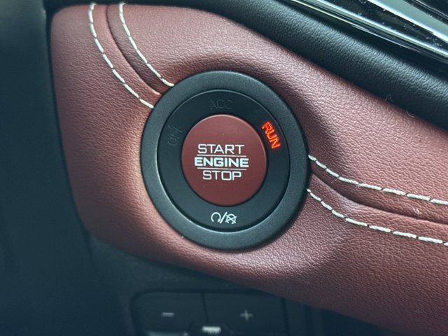 Used 2023 Dodge Durango SRT image 29