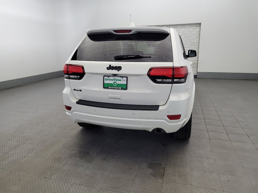 Used 2020 Jeep Grand Cherokee Altitude image 7