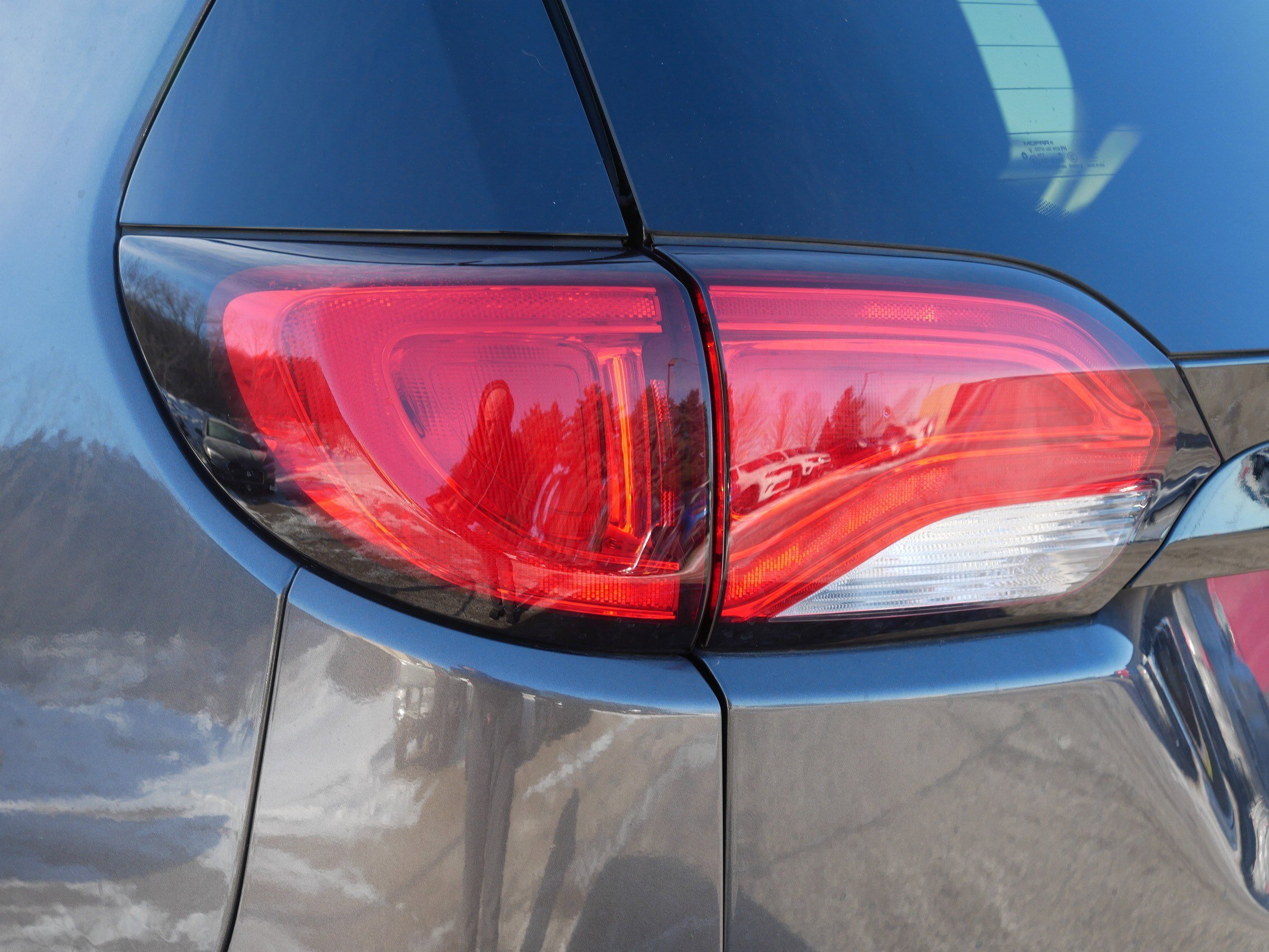 Used 2022 Chrysler Voyager LX image 17