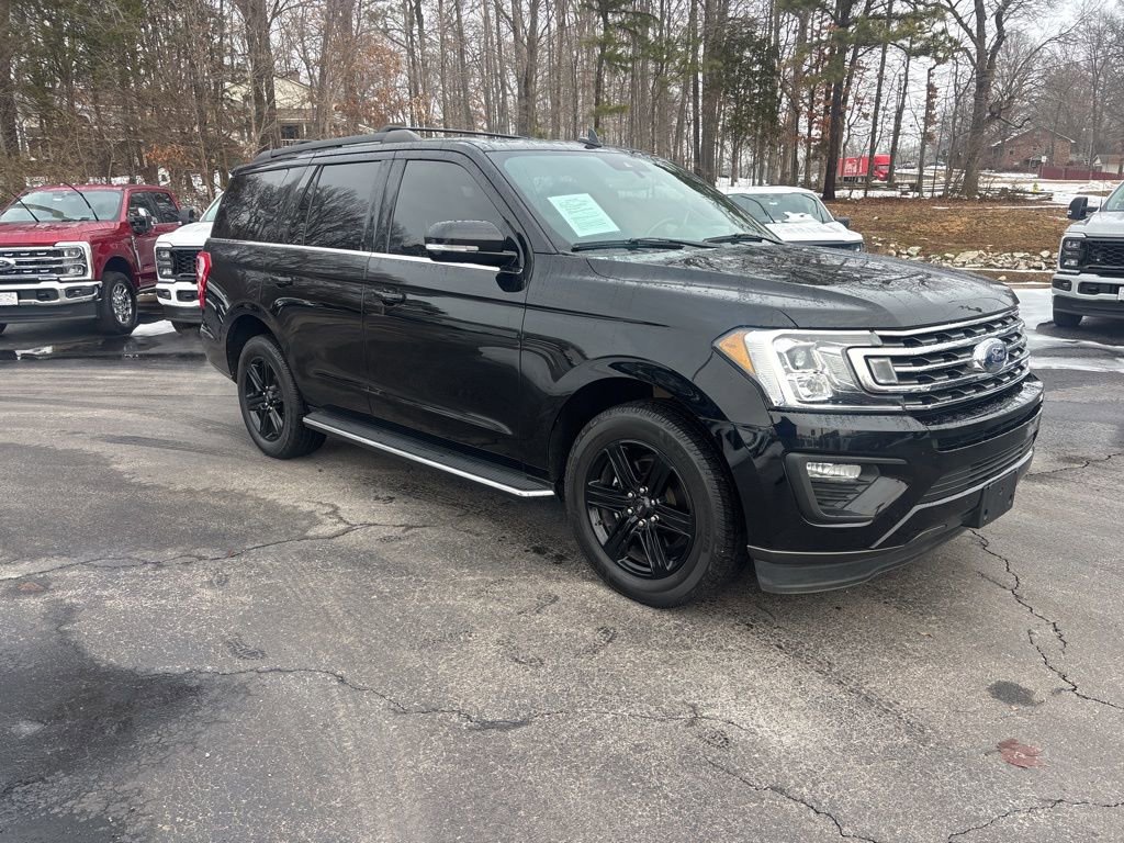 Used 2021 Ford Expedition XLT image 2