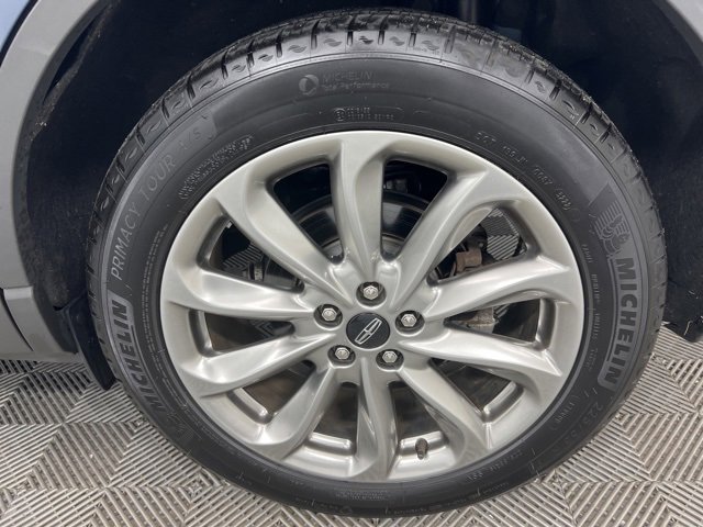Certified 2022 Lincoln Corsair AWD w/ Premium Package image 11