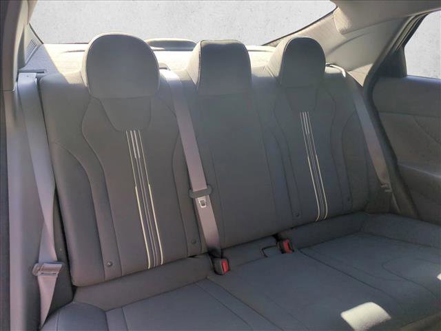 Certified 2023 Hyundai Elantra SEL w/ Convenience Package image 20