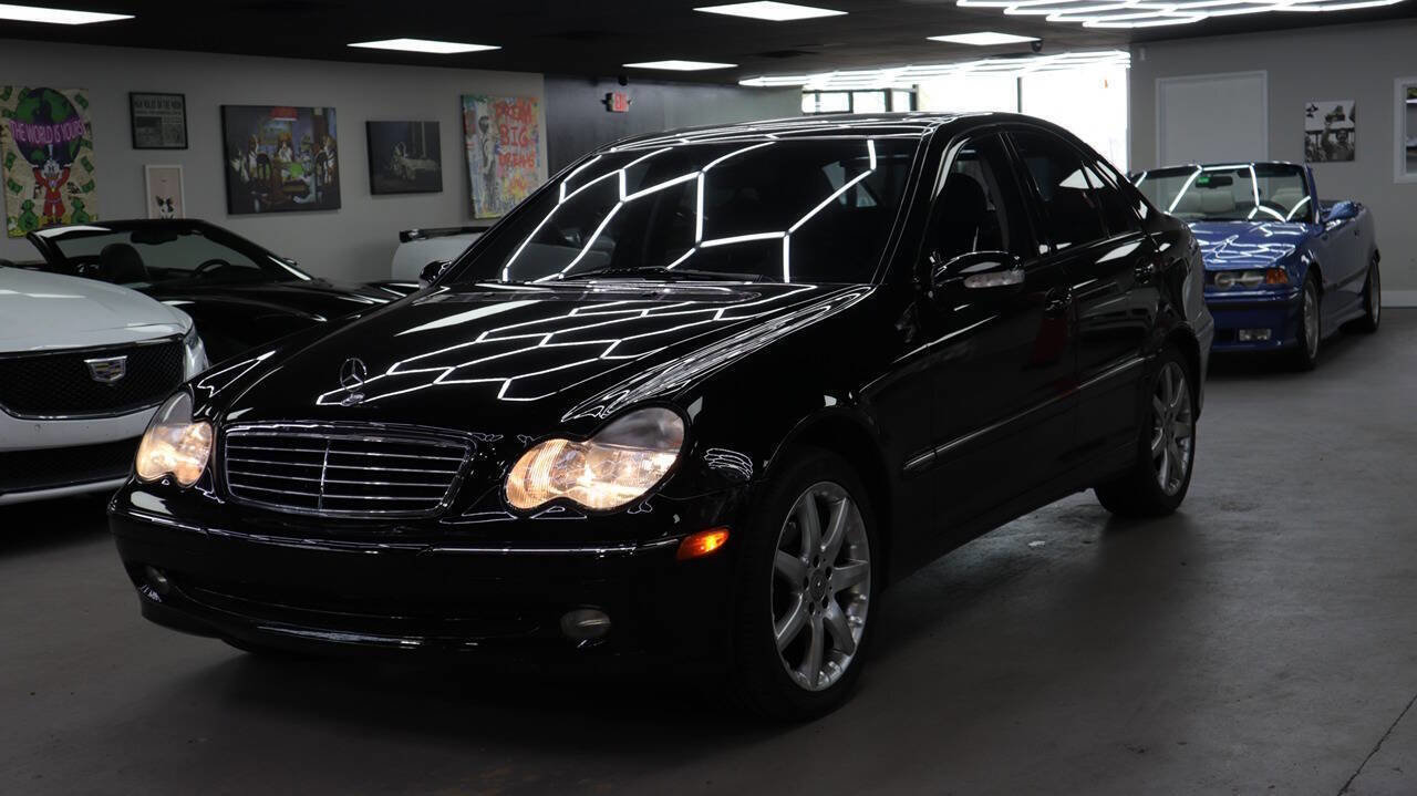 Used 2003 Mercedes-Benz C 230 Sedan image 1