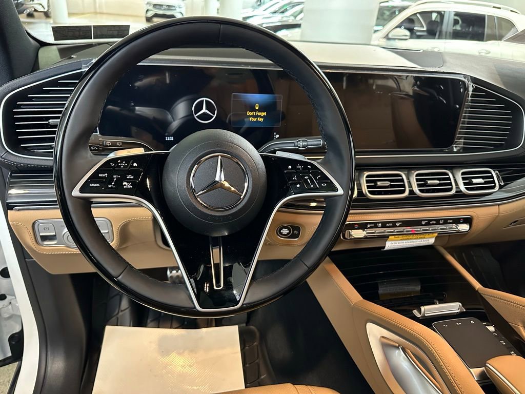 New 2026 Mercedes-Benz GLS 580 4MATIC image 6