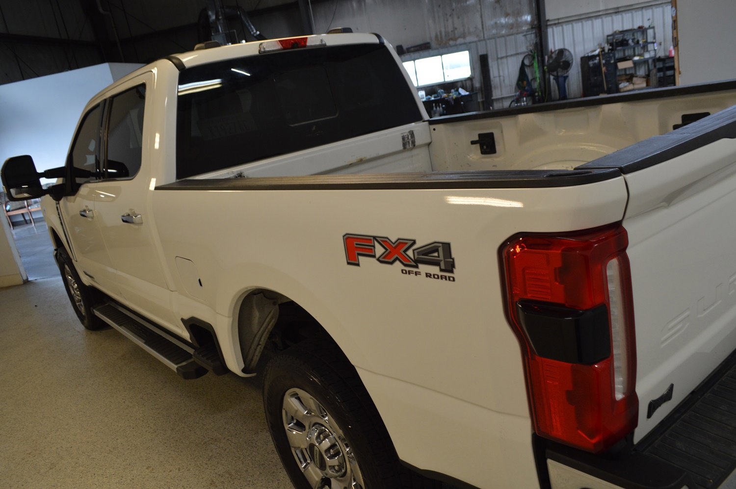 Used 2023 Ford F250 Lariat w/ Chrome Package image 5