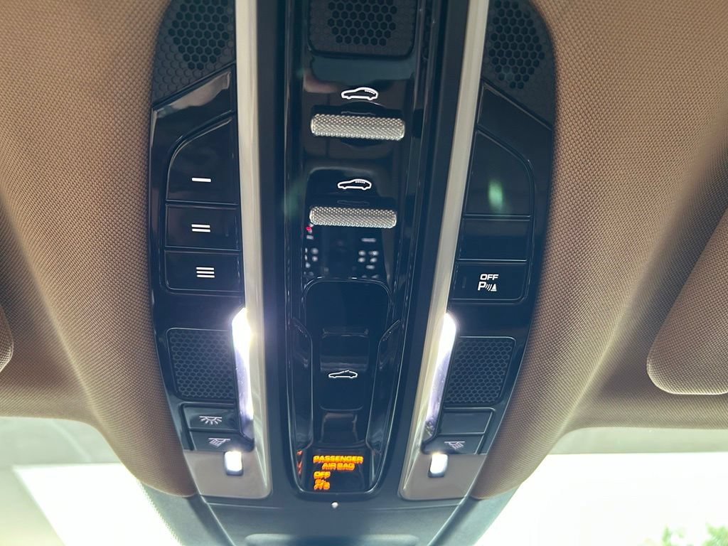 Used 2018 Porsche Panamera w/ Premium Package Plus RWD image 54