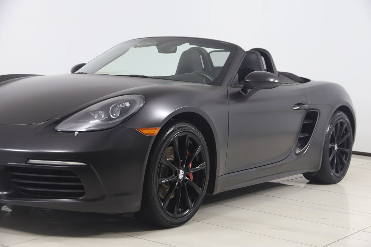 Used 2017 Porsche 718 Boxster RWD image 57