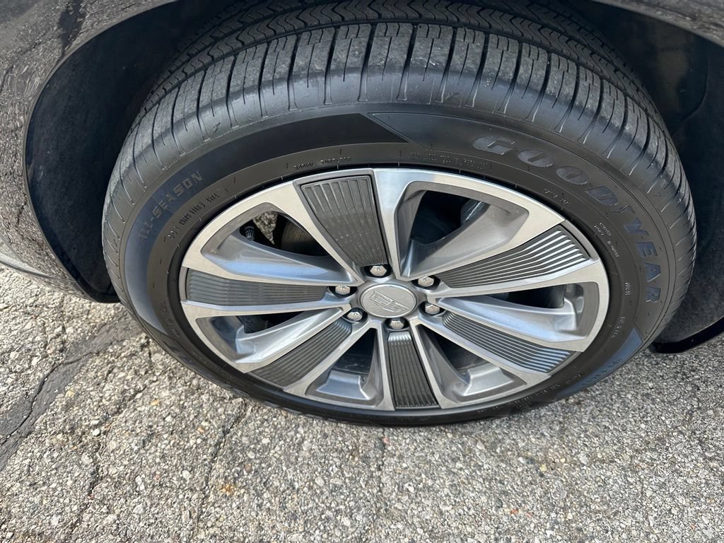 Certified 2026 Cadillac Vistiq Luxury AWD/4WD image 24