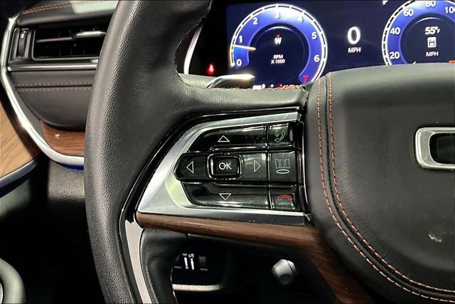 Used 2023 Jeep Grand Cherokee Summit w/ Luxury Tech Group V image 11