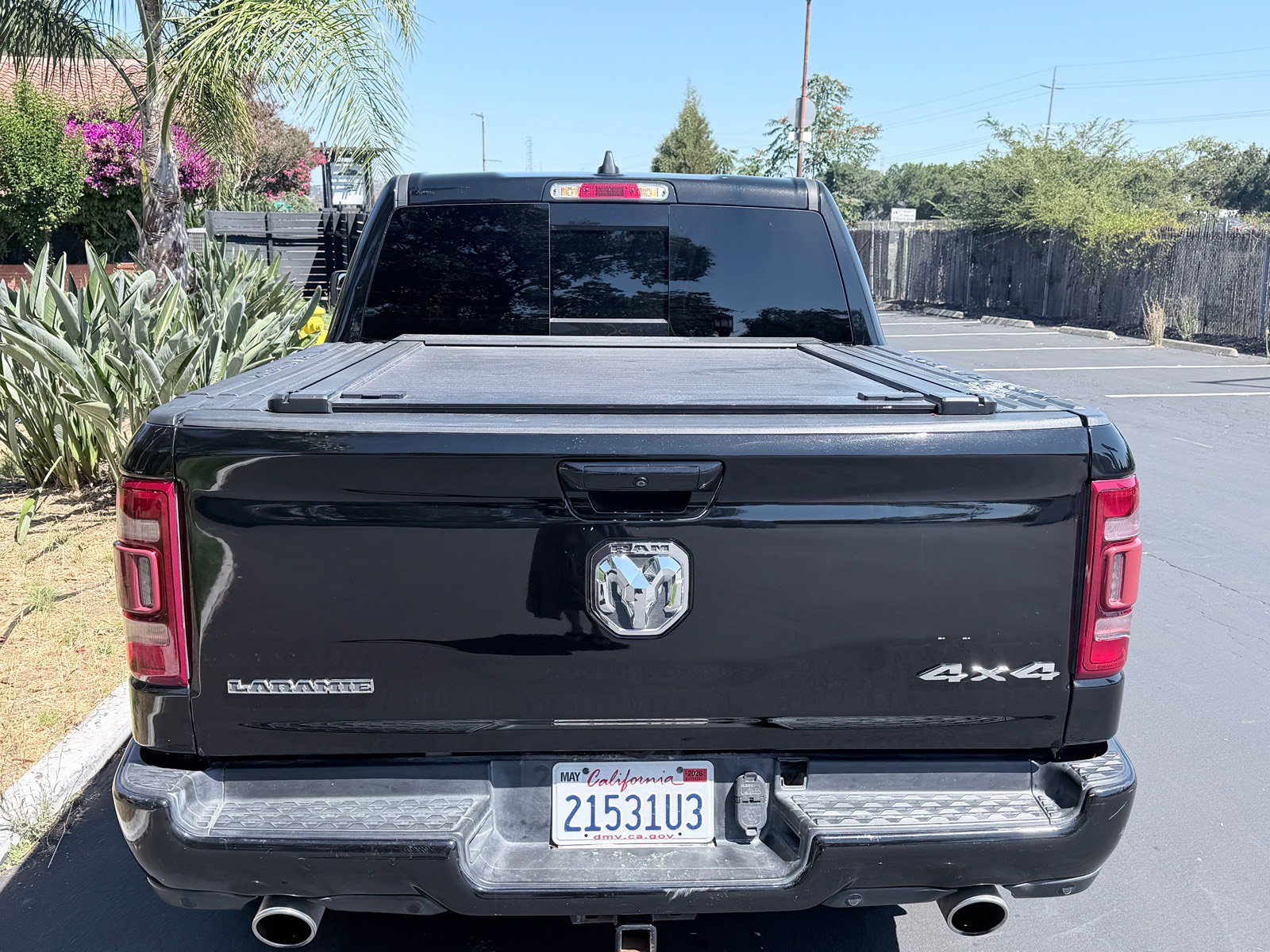 Used 2023 RAM 1500 Laramie AWD/4WD image 19