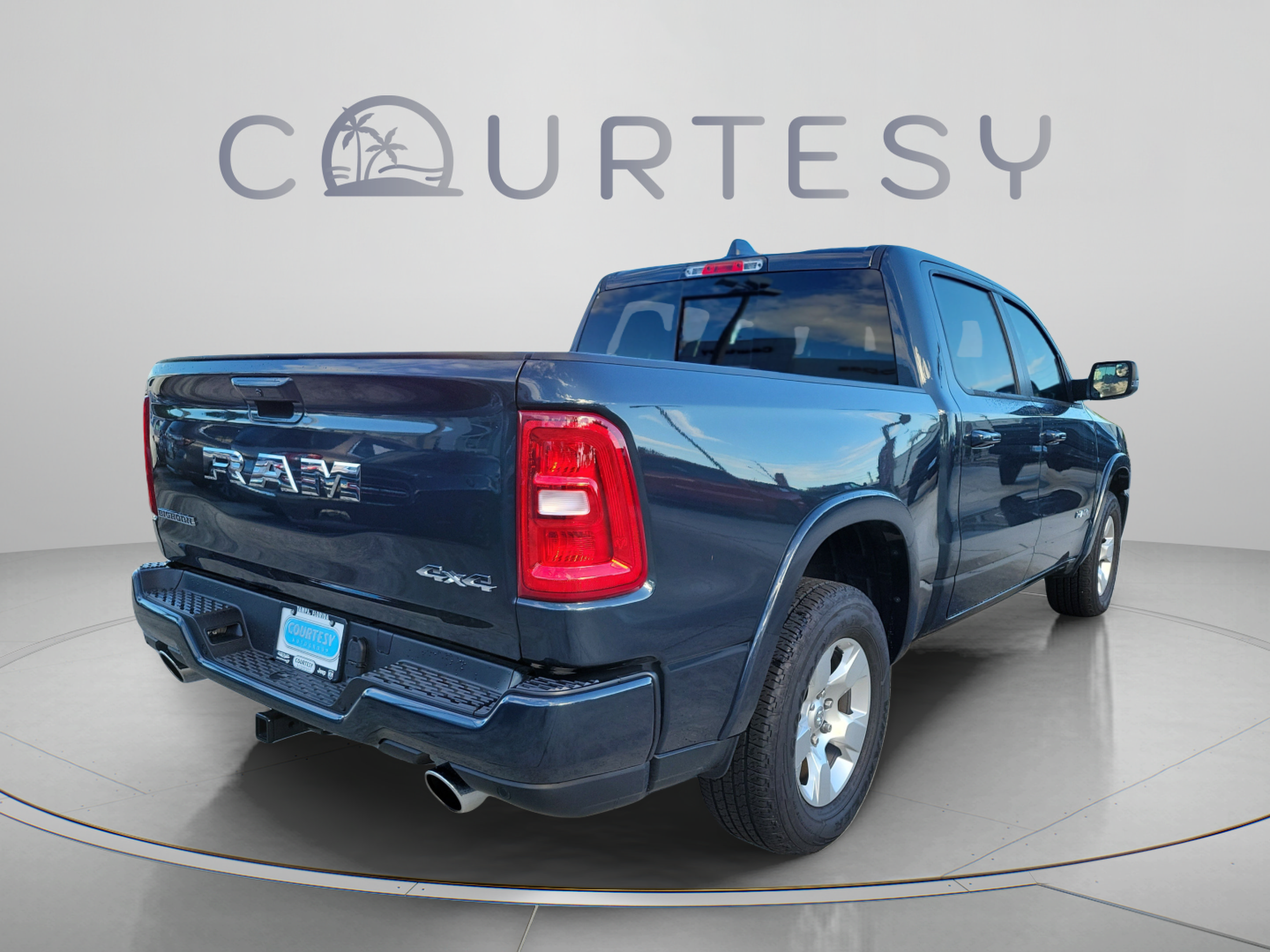 Used 2026 RAM 1500 Big Horn AWD/4WD image 3