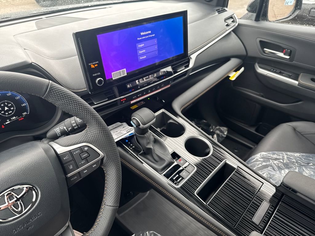 New 2026 Toyota Sienna XLE Woodland Edition image 25