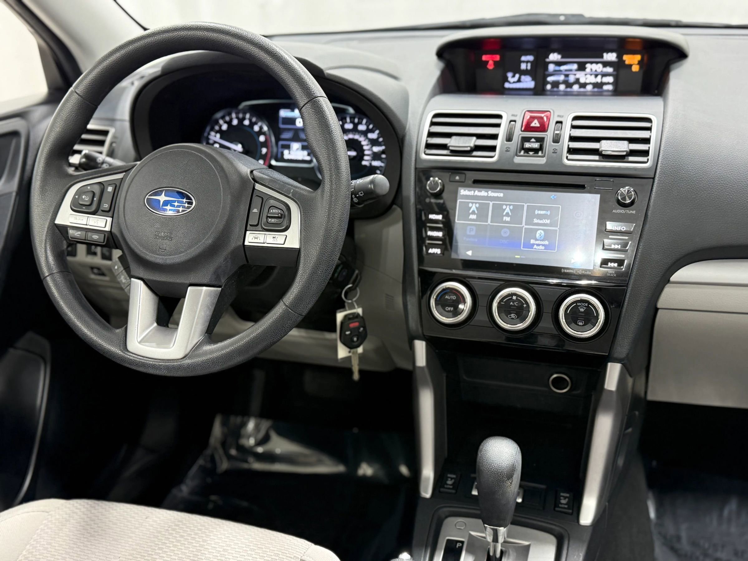 Used 2017 Subaru Forester 2.5i Premium image 16