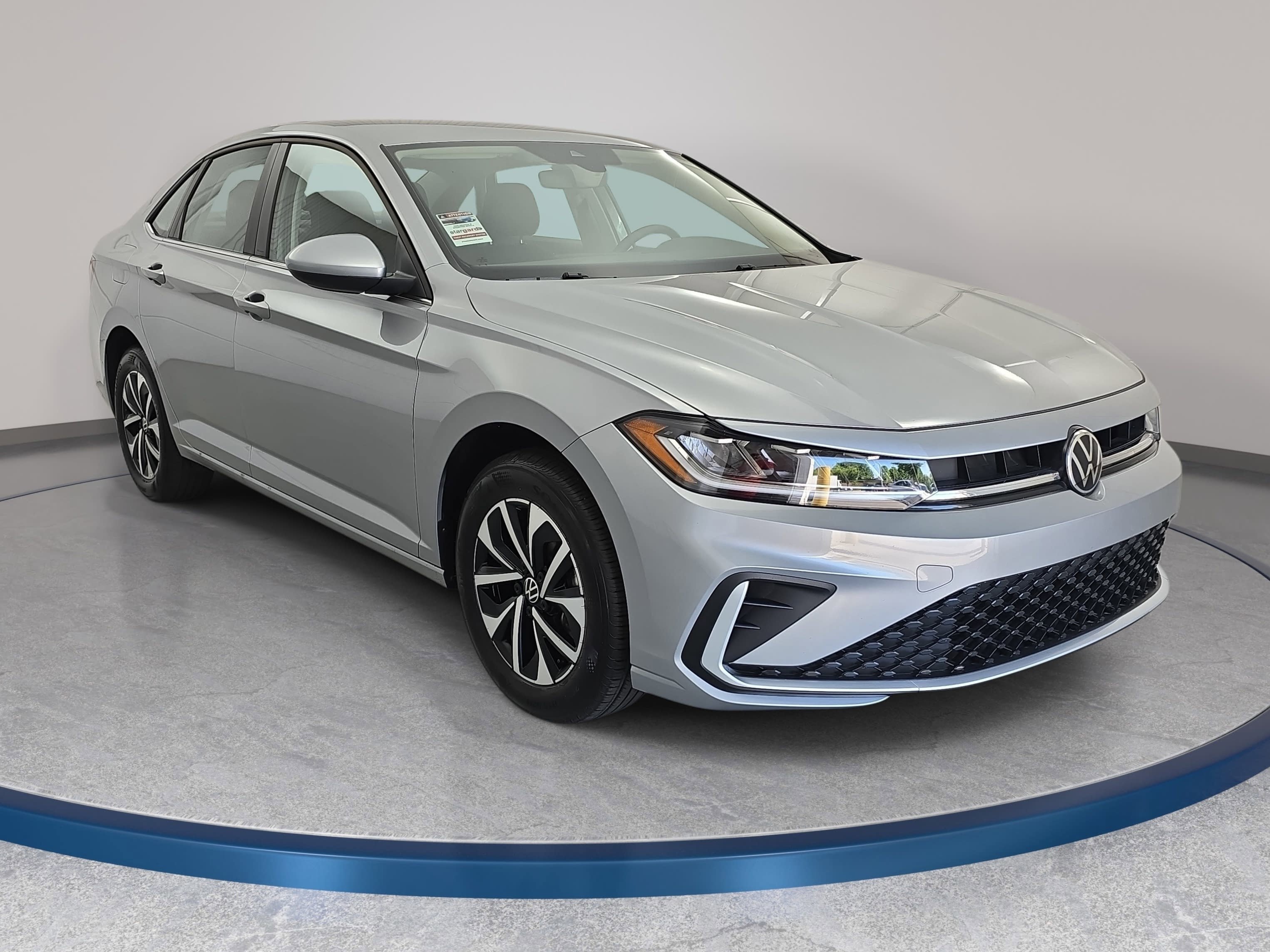 Used 2025 Volkswagen Jetta S image 3
