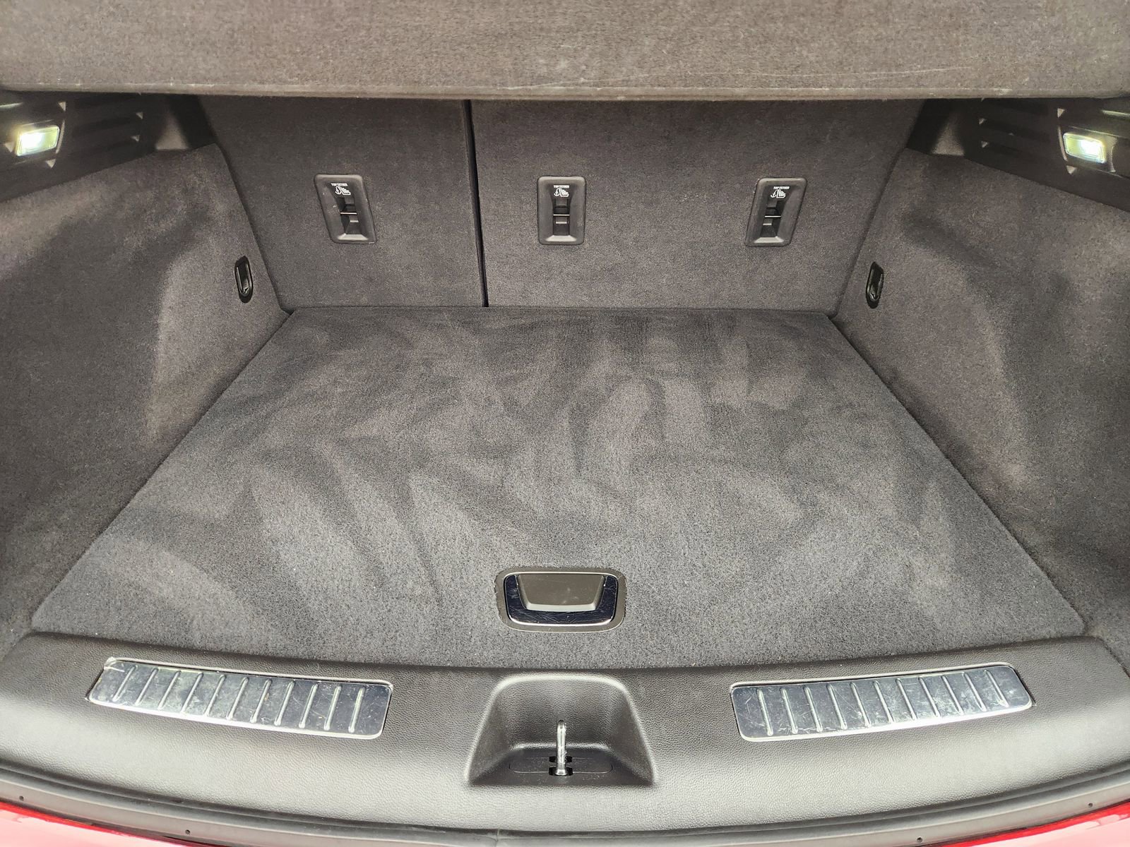 Used 2023 Cadillac XT4 Sport w/ Cold Weather Package image 32