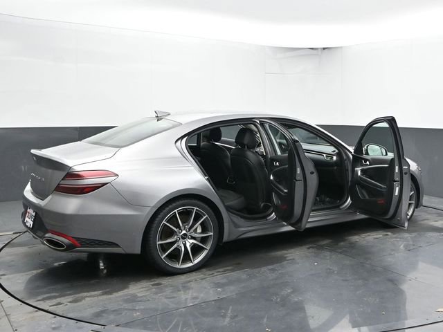 Used 2025 Genesis G70 2.5T image 57