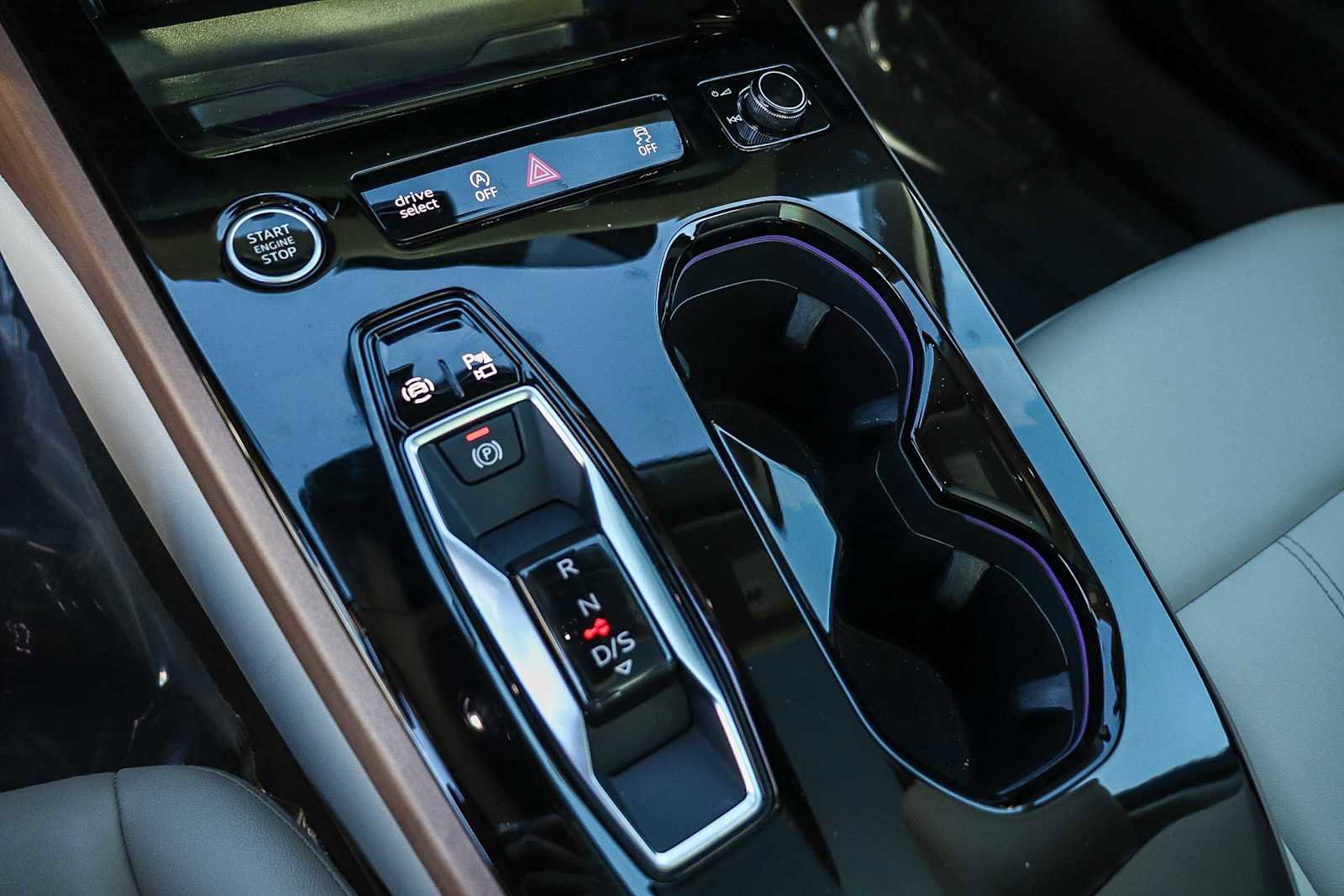 Used 2025 Audi A5 2.0T Premium w/ Convenience Package image 24