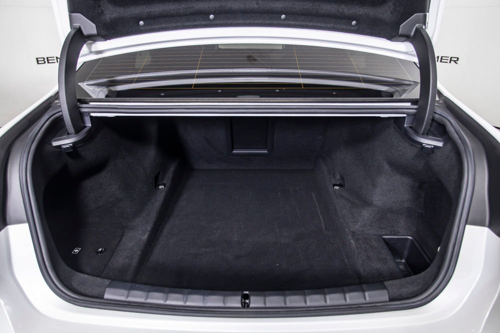 Used 2023 BMW 760i xDrive w/ Luxury Rear Seating Package AWD/4WD image 5