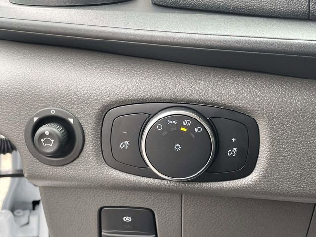 New 2026 Ford Transit 250 148 Medium Roof image 18