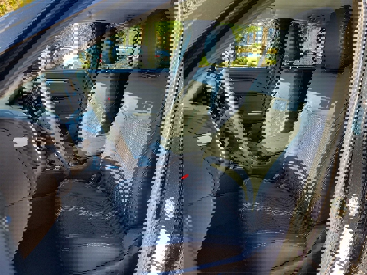 Used 2025 MAZDA CX-50 AWD 2.5 S w/ Preferred Package image 17