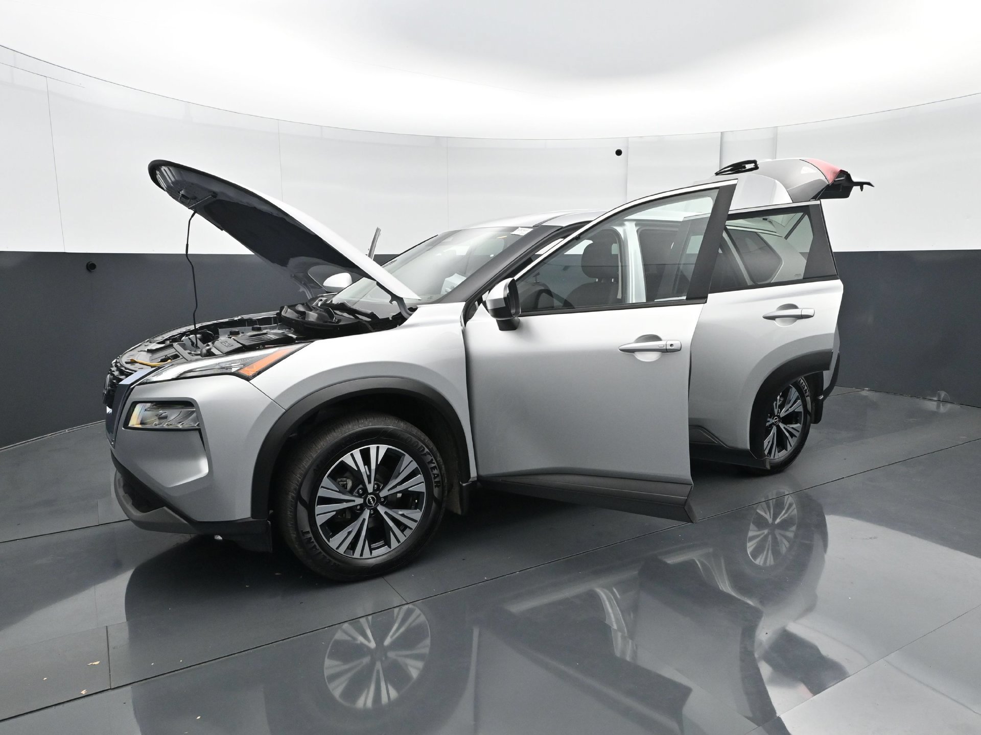 Used 2023 Nissan Rogue SV AWD/4WD image 30
