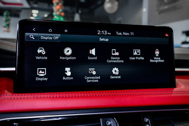 Used 2022 Genesis G70 3.3T Launch Edition image 42