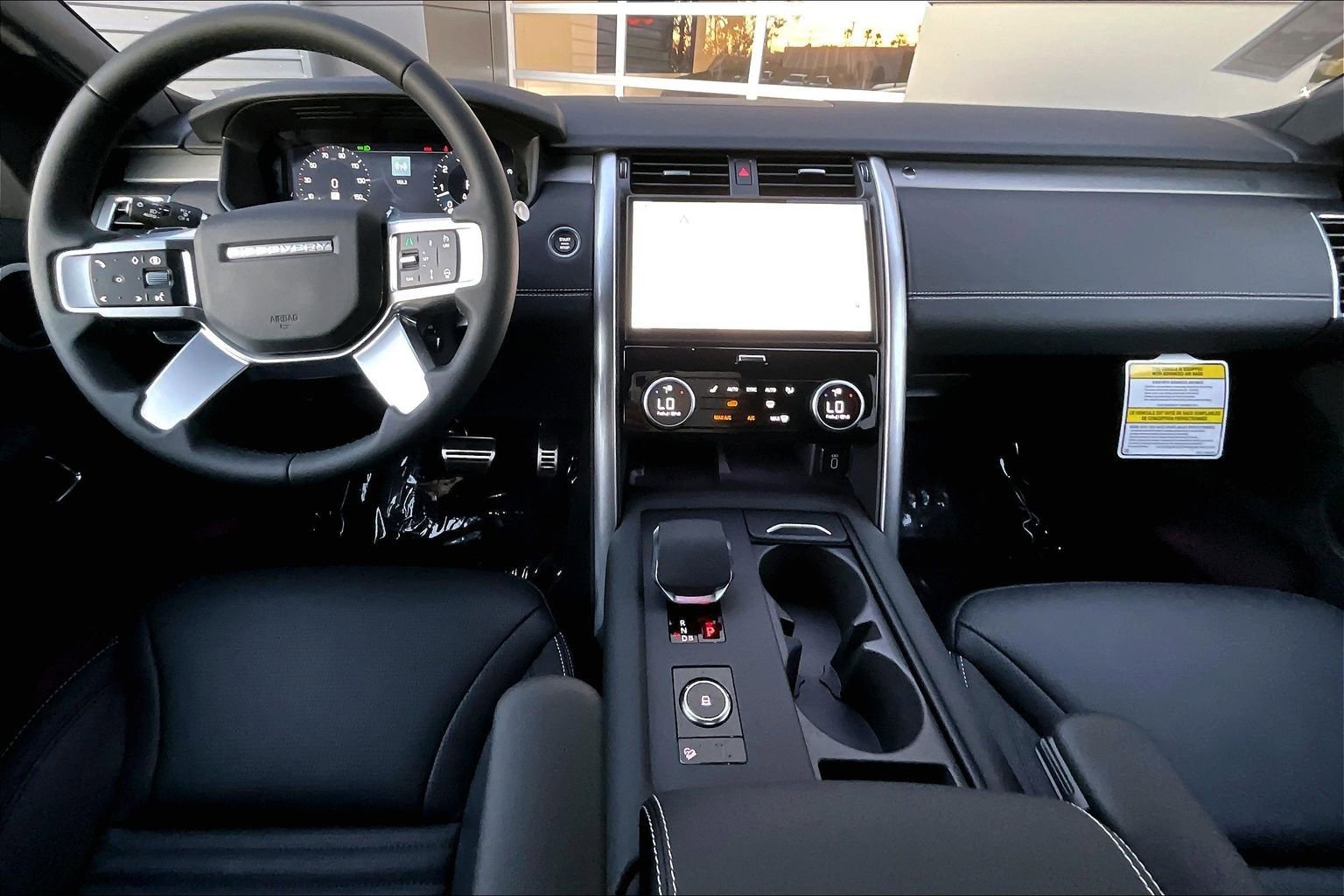 New 2026 Land Rover Discovery Limited Edition image 5