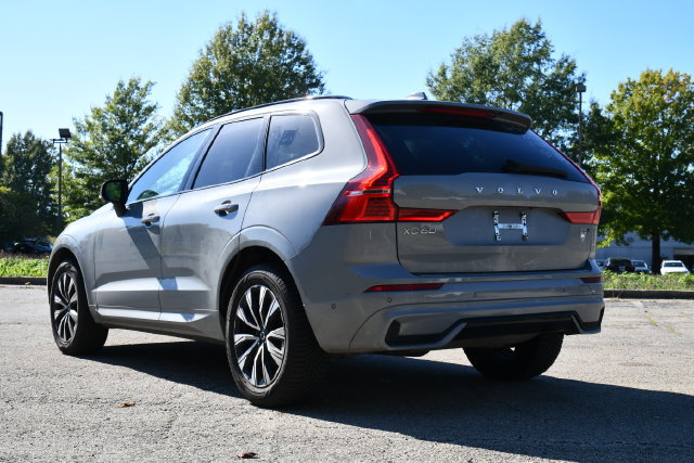 Used 2024 Volvo XC60 B5 Plus w/ Protection Package Premier AWD/4WD image 5