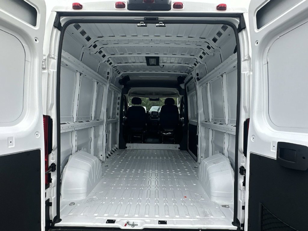 New 2026 RAM ProMaster 2500 w/ Convenience Group FWD image 14