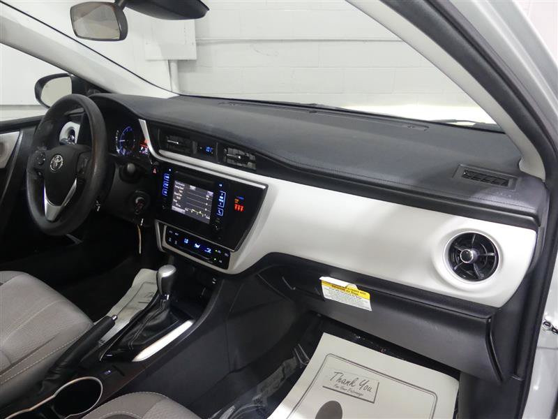 Used 2019 Toyota Corolla LE FWD image 23