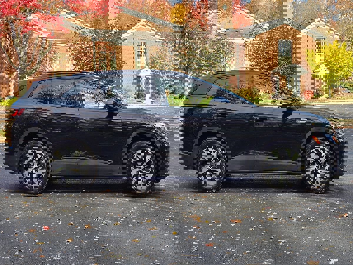 Used 2023 Volkswagen ID.4 Pro image 7