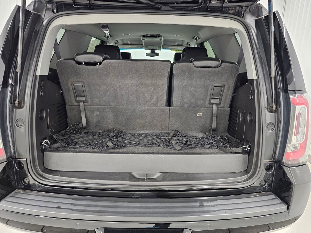 Used 2015 GMC Yukon SLE w/ HD Trailering Package image 18