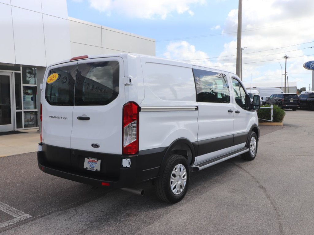 Used 2025 Ford Transit 250 Low Roof w/ Exterior Upgrade Package RWD image 15
