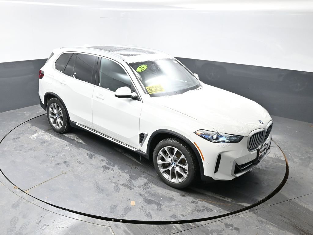 Used 2025 BMW X5 xDrive50e image 38